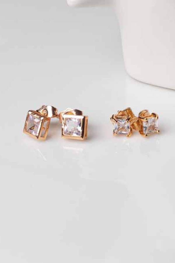 ELEGANT PEARL DROP EARRINGS
