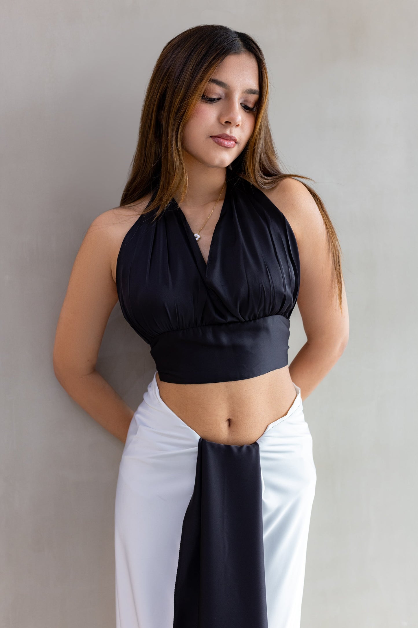 TINISL HALTER TOP