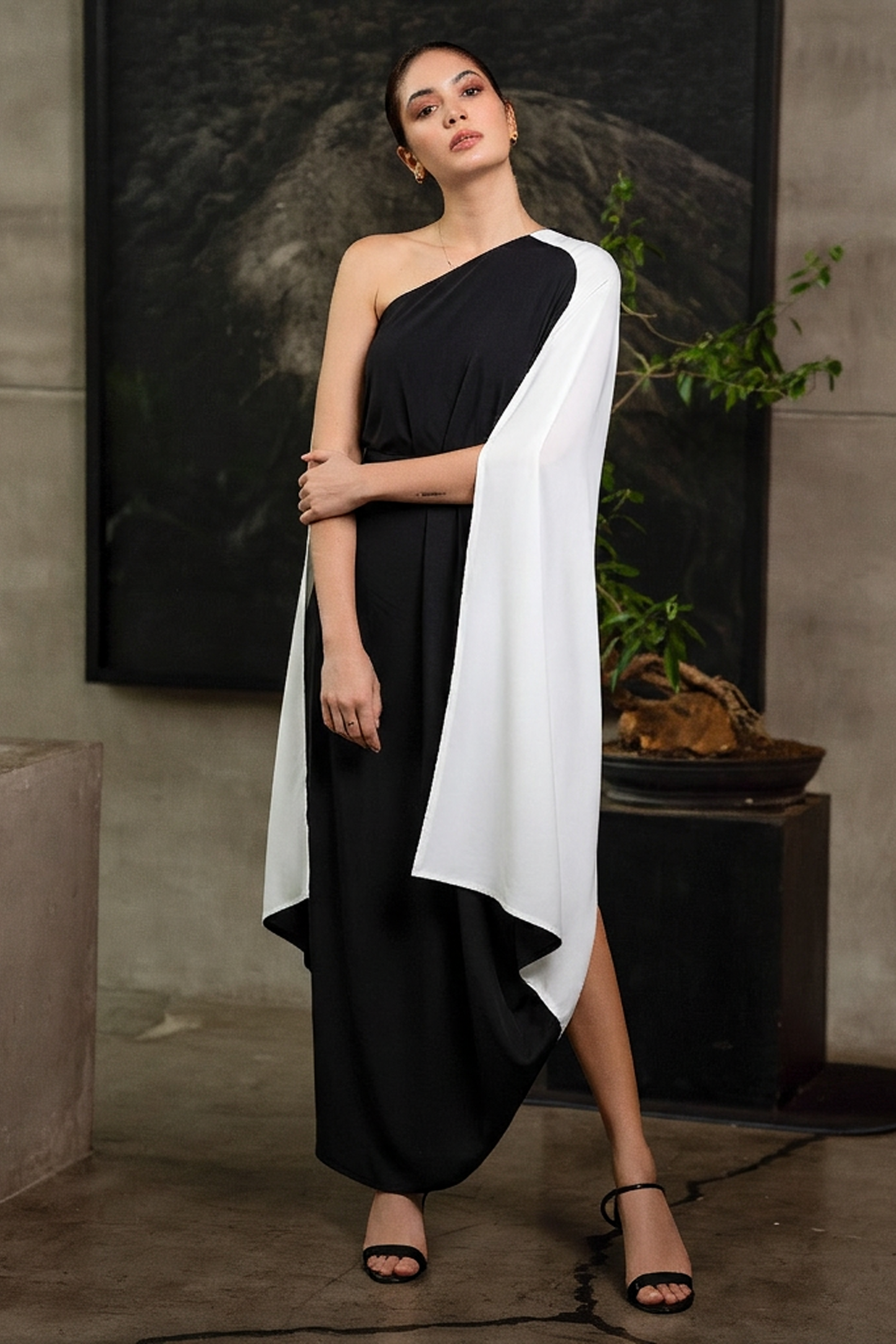BlAC DRAPE KAFTAN MAXI DRESS
