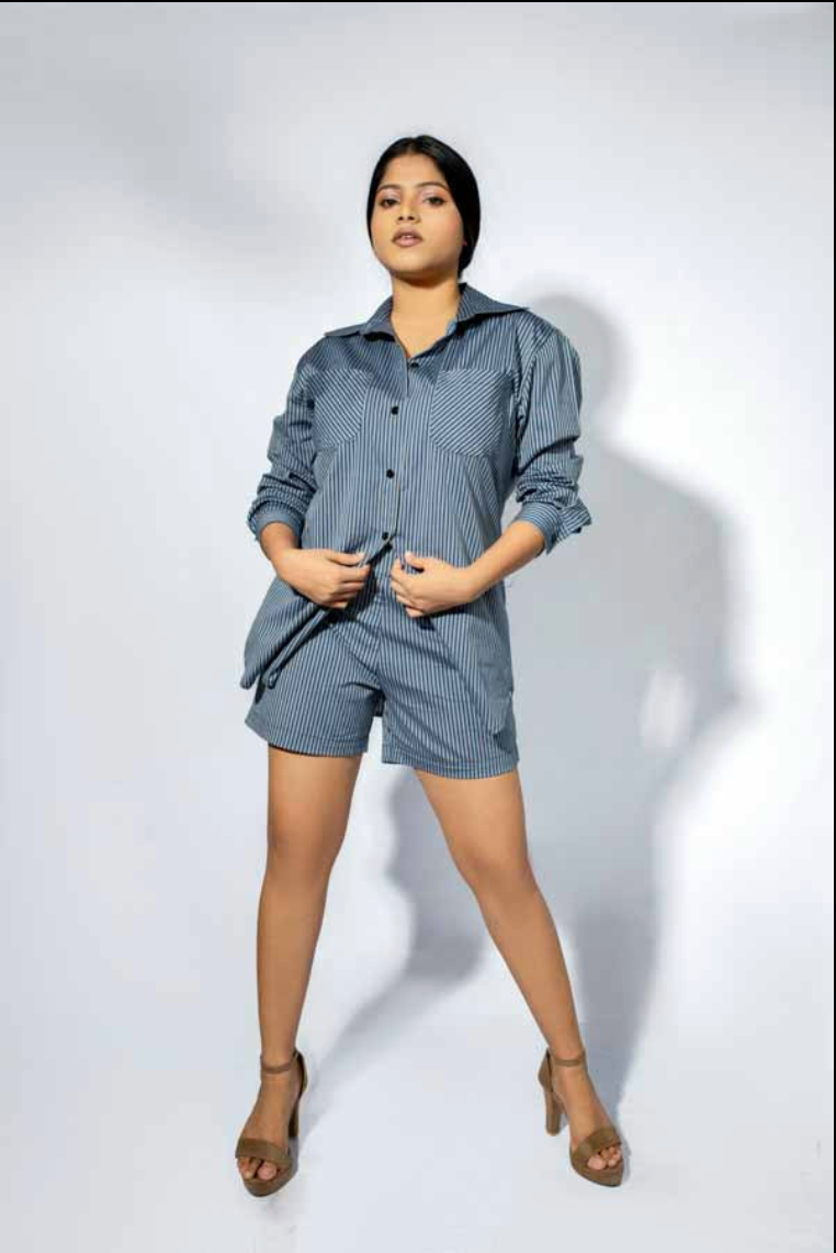 SYMMETRY SHORT