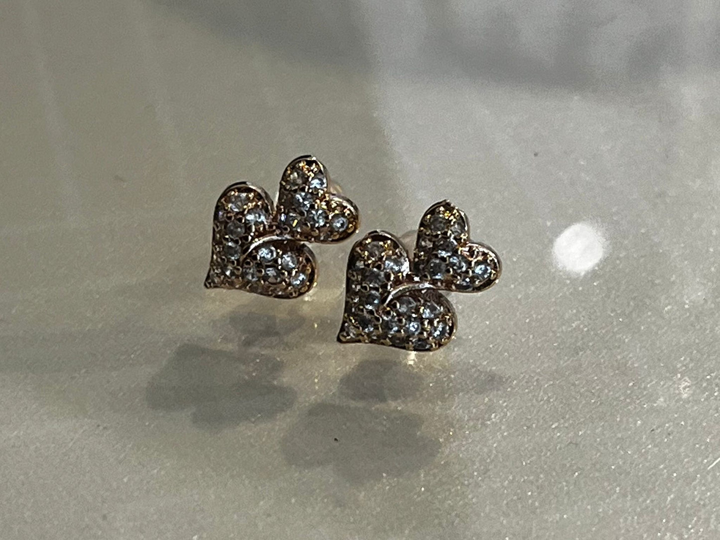 HEART TO HEART EARRINGS